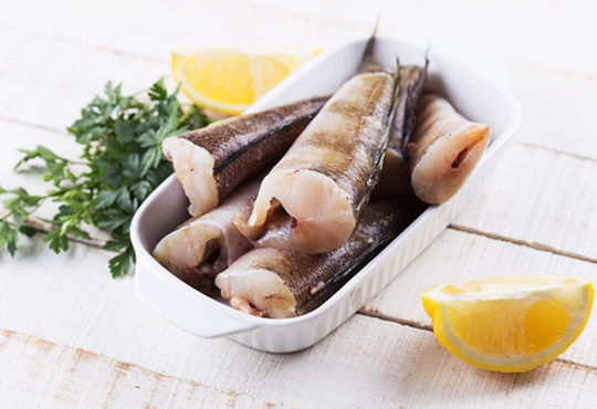 Ryby wędzone, ryby mrożone, śledzie i przetwory rybne